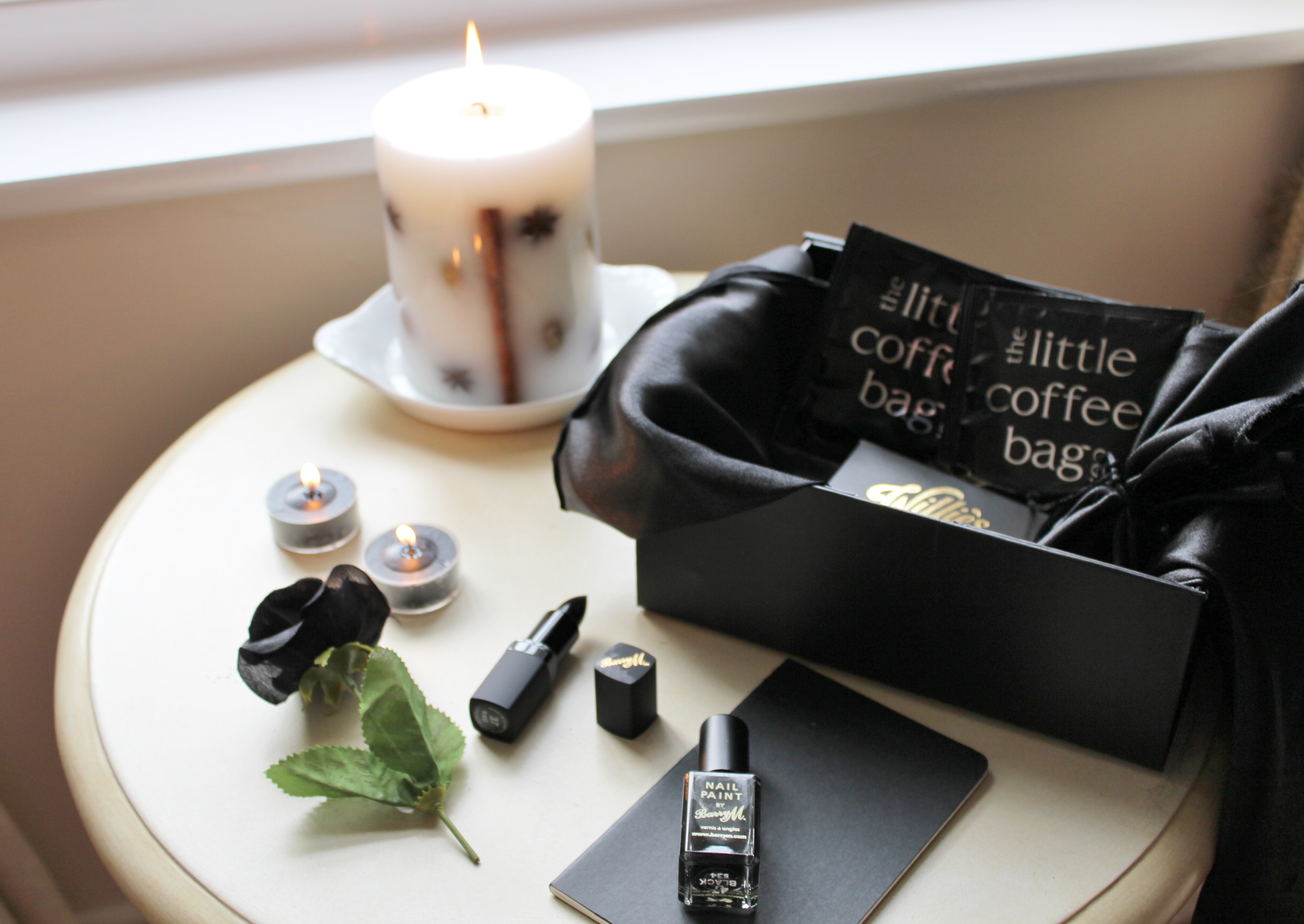 Black Friday #LittleBlackBox | QueenBeady