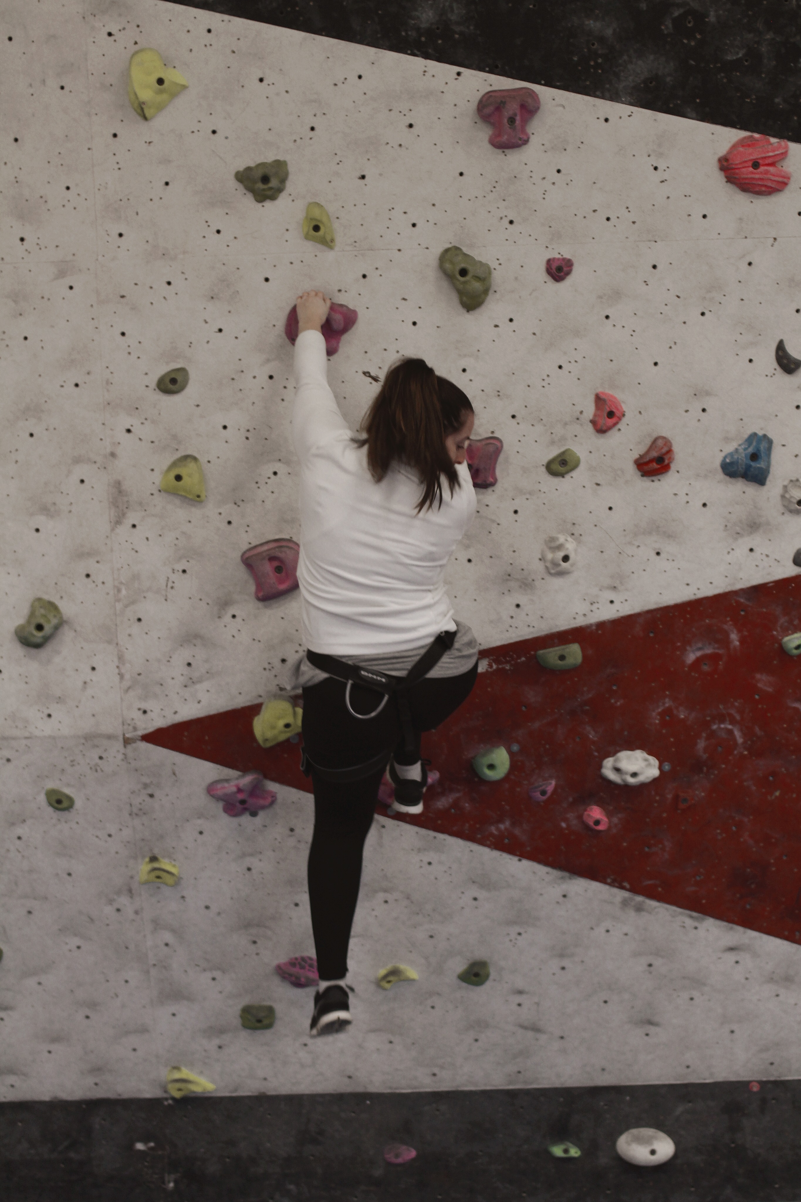 A FIRST-TIMERS GUIDE TO INDOOR ROCK CLIMBING WITH #MOVEGB* | QUEENBEADY