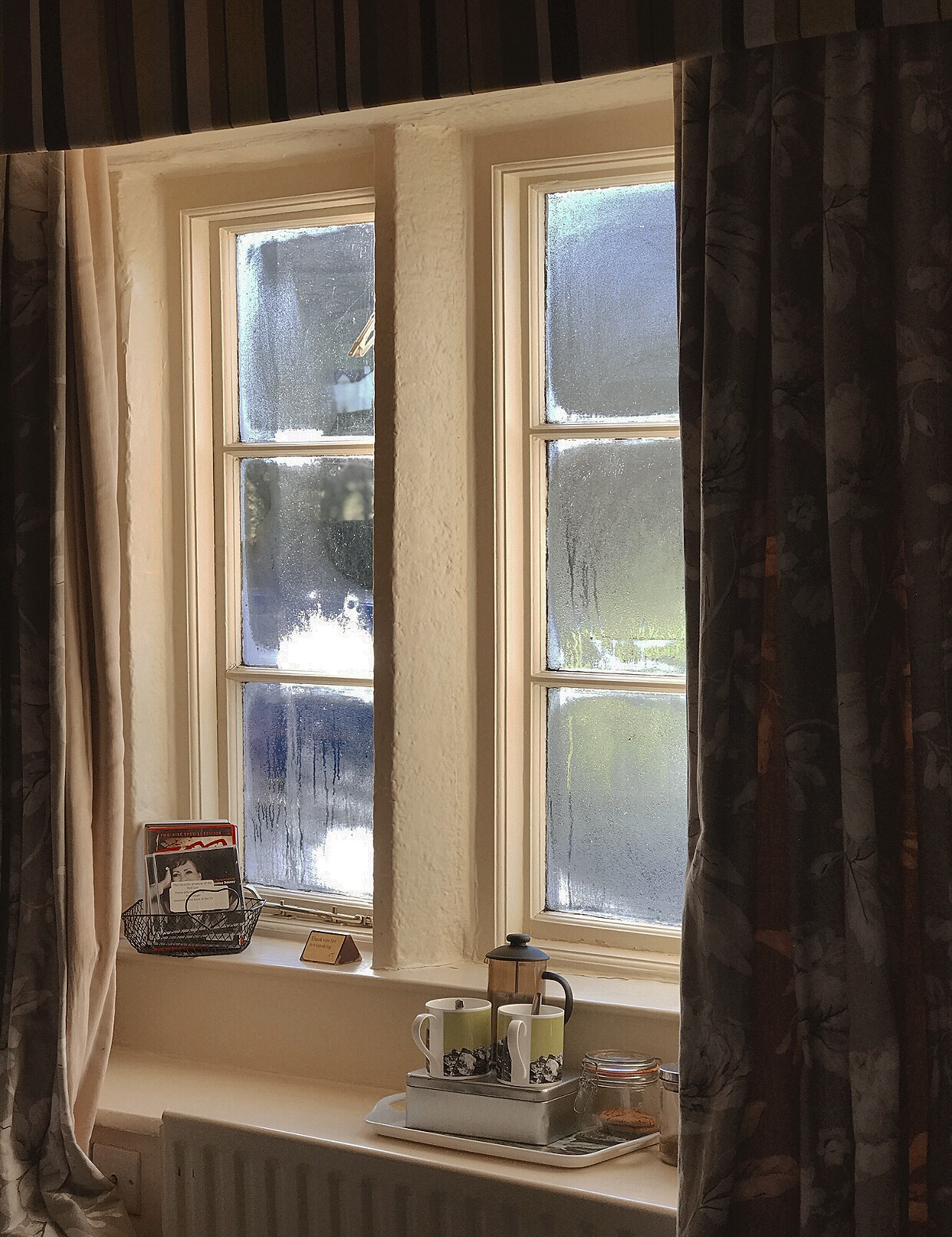 A COSY, COUNTRYSIDE B&B: THE RED LION, BURNSALL YORKSHIRE  | QUEENBEADY