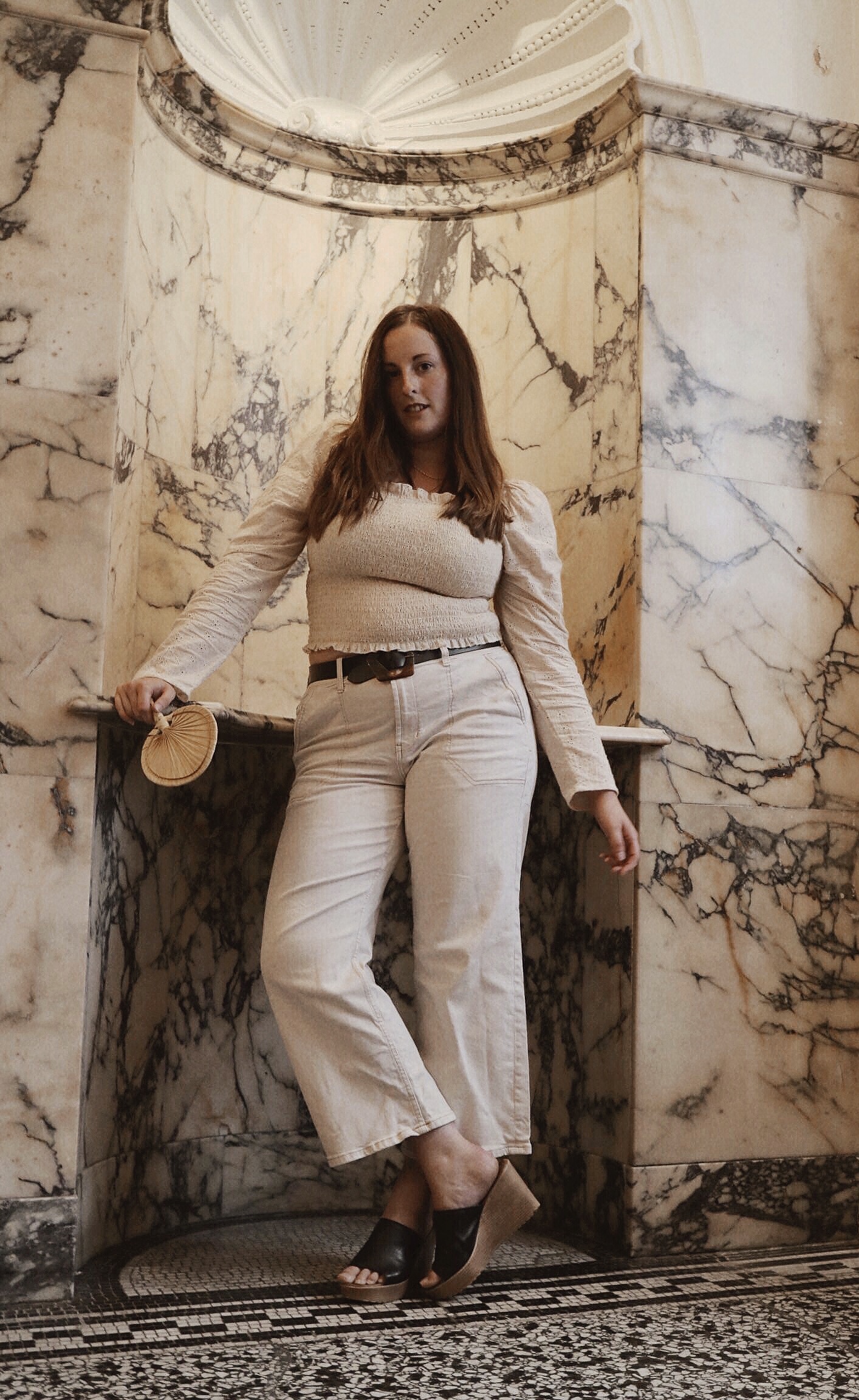 A MINIMALISTIC STYLE GUIDE | QUEENBEADY