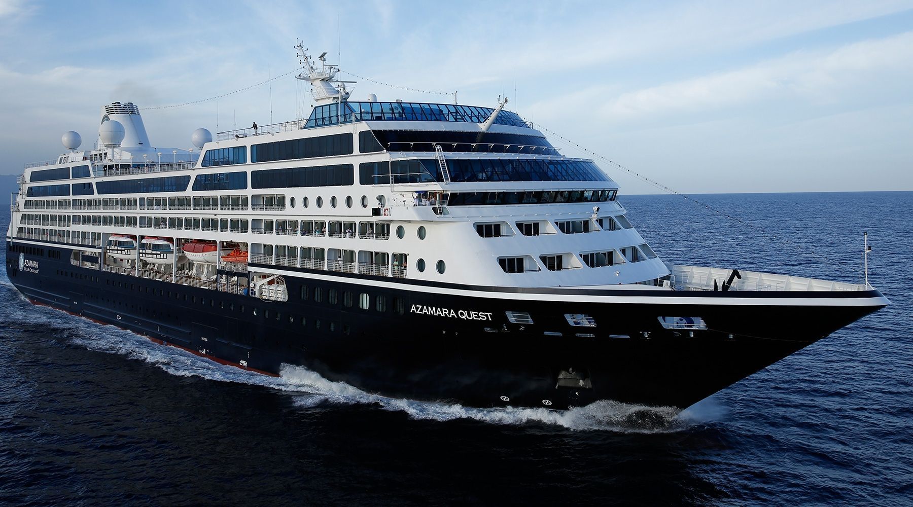 AD 5 LUXURY AZAMARA CRUISES TO BEAT THE WINTER BLUES | QUEENBEADY
