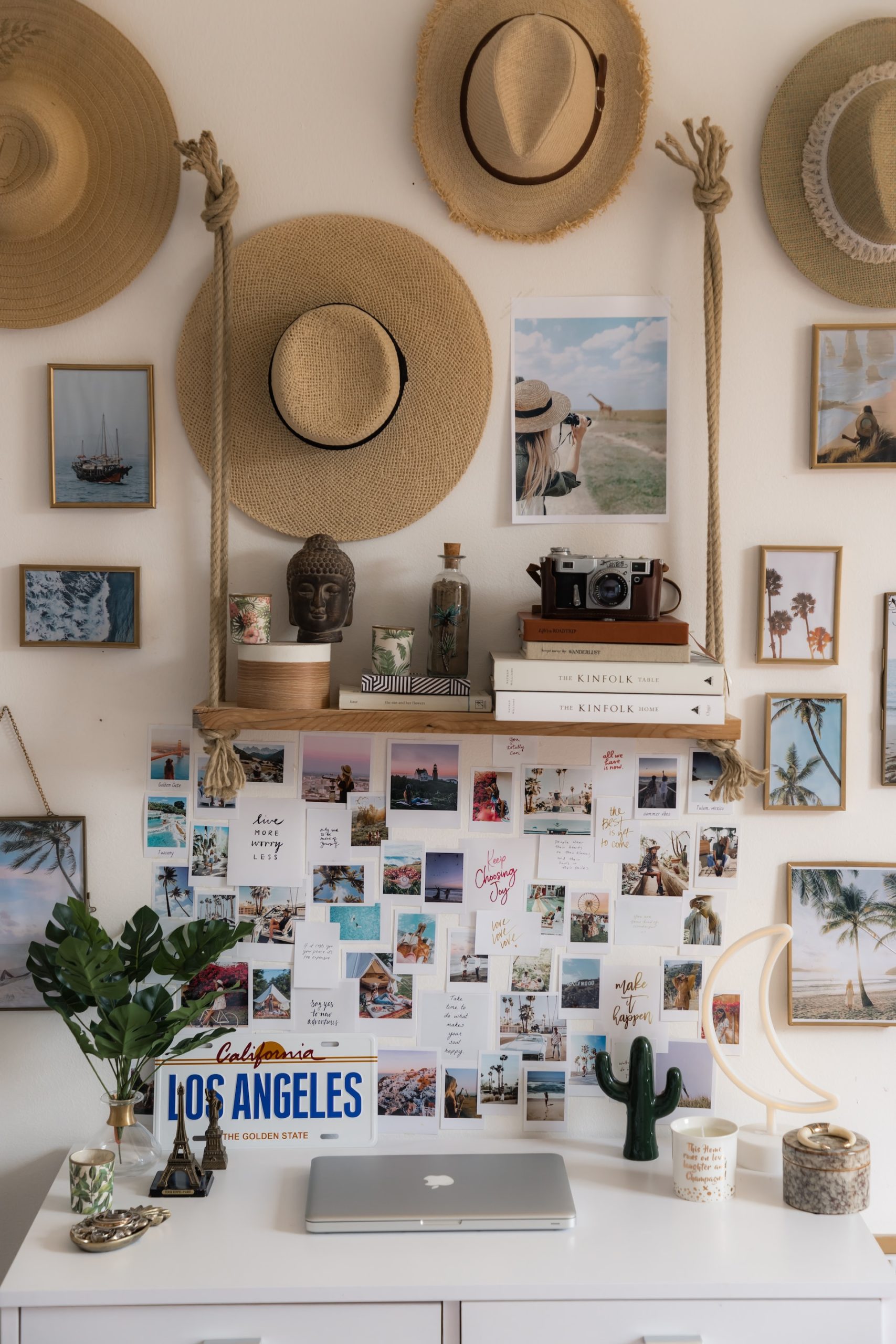 3 Must-Have Digital Tools When Travelling